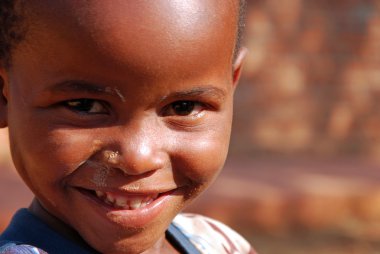 Afrikalı çocuklar tarafından kar amacı gütmeyen takip AIDS acı 