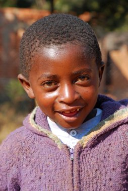 Afrikalı çocuklar tarafından kar amacı gütmeyen takip AIDS acı 