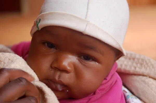 非洲上孩子-村庄 pomerini 的脸上的表情 — 图库照片
