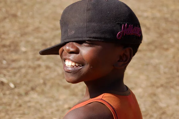 La mirada de África en los rostros de los niños - Village Pomerini-Tanzania-Africa — Foto de Stock