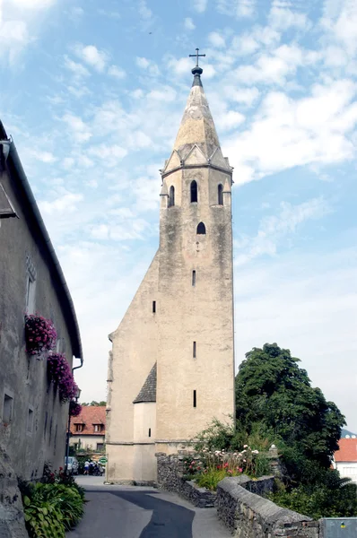 Pequena aldeia medieval no rio Danúbio na Áustria — Fotografia de Stock