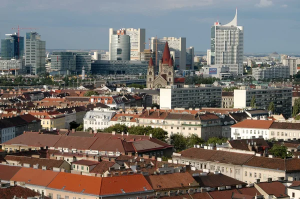 Uma visão de Viena entre passado e futuro - Áustria — Fotografia de Stock