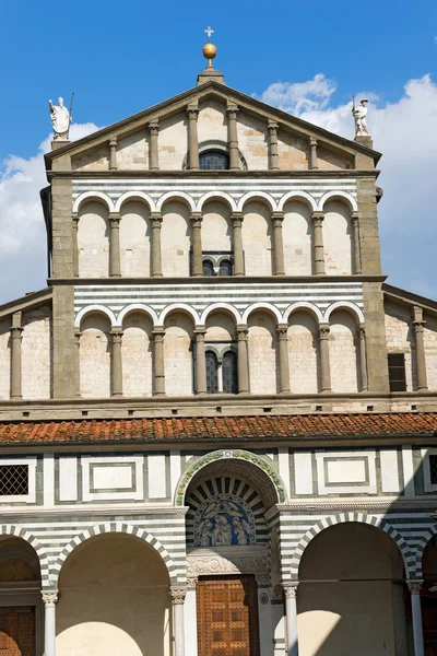 Kathedrale von san zeno - pistoia italien — Stockfoto