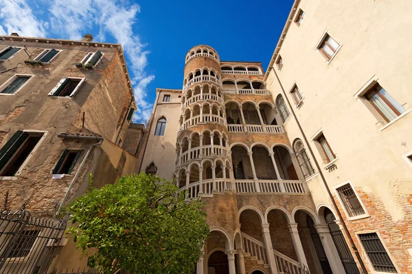 Scala Contarini del Bovolo - Venezia Italie — Photo