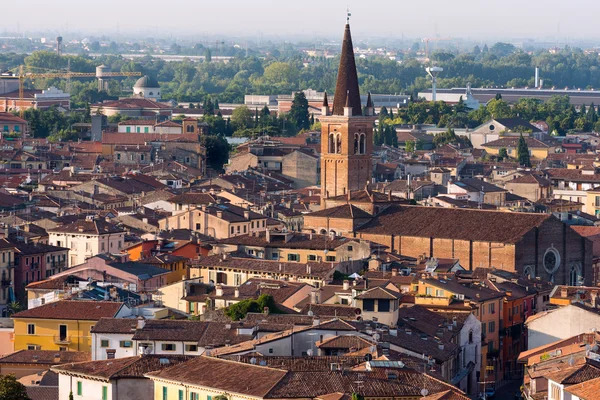 Kyrkan San Tomaso Cantuariense - Verona — Stockfoto