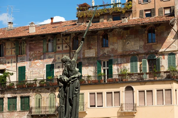 War Memorial Monument - Verona Italië — Stockfoto