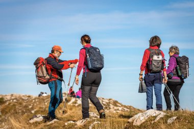 ALTOPIANO DELLA LESSINIA - NOV 8, 2020: Corno d 'Aquilio, Avrupa Alpleri, Verona Eyaleti, Veneto, İtalya, Avrupa, Avrupa.