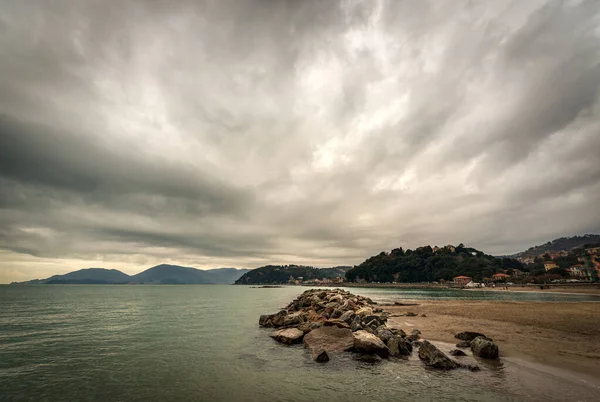 Plaża Morze Miasta Lerici Zimą Ośrodek Turystyczny Zatoce Spezia Liguria — Zdjęcie stockowe