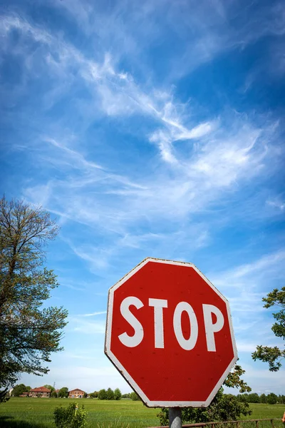 Κοντινό Πλάνο Του Stop Road Sign Blue Sky Σύννεφα Και — Φωτογραφία Αρχείου