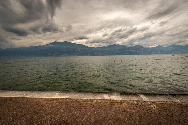 Lago Garda Gardasjön Utsikt Från Hamnen Den Lilla Byn Castelletto — Stockfoto