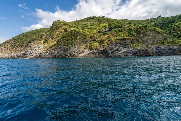 Wybrzeże Morze Liguryjskie Między Małymi Wioskami Vernazza Monterosso Mare Cinque — Zdjęcie stockowe