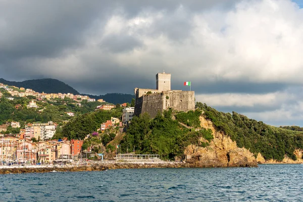 Lerici Antik Kalesi 1152 1555 Akdeniz Kıyısındaki Turizm Beldesi Ligurian — Stok fotoğraf