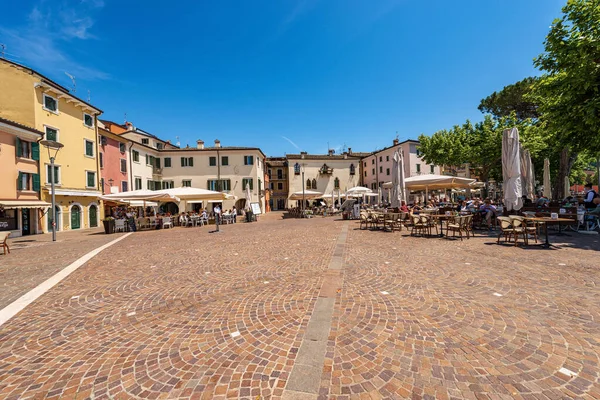 Garda Italy May 2021 Main Square Garda Town Piazza Catullo — Stock Photo, Image