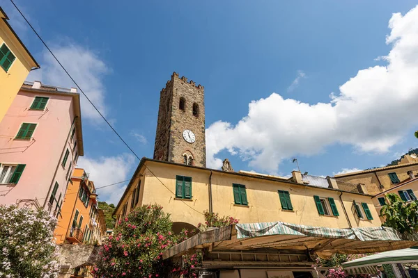 Centrum Vesnice Monterosso Mare Zvonice Kostela Jana Křtitele Xiii Století — Stock fotografie