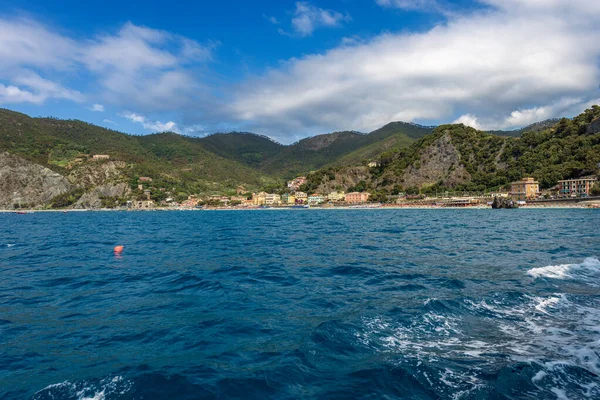 Playa Del Pueblo Monterosso Mare Vista Desde Mar Complejo Turístico — Foto de Stock