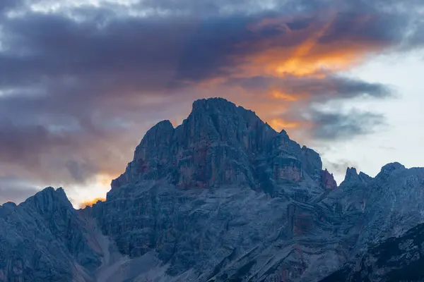 Croda Rossa Ampezzo Vagy Hohe Gaisl Hegycsúcsa 3146 Naplementekor Dolomitok — Stock Fotó