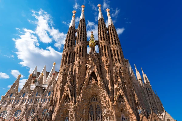 Tempel expiatori de la sagrada familia - barcelona Spanje — Stockfoto