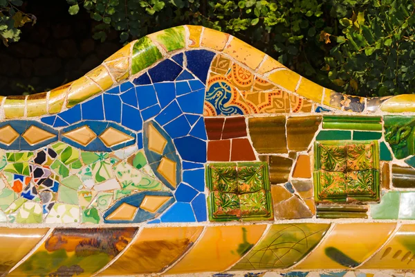 Ceramiczne ławce parku guell - barcelona, Hiszpania — Zdjęcie stockowe