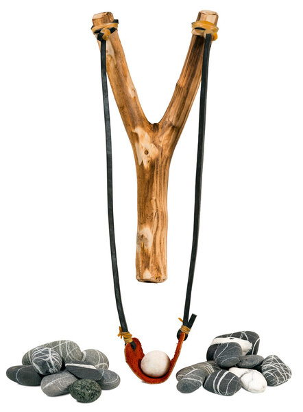 ручной работы деревянные рогатки на белом