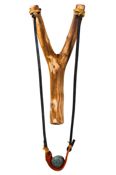 ручной работы деревянные рогатки на белом