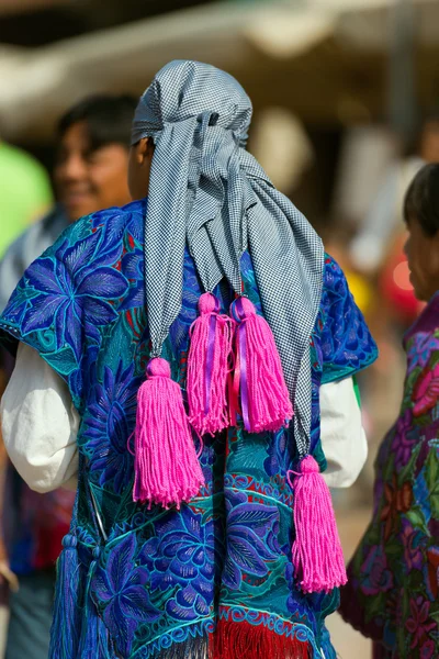 Mexické šaty - zinacantan chiapas Mexiko — Stock fotografie