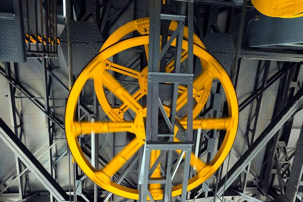 케이블의 노란색 바퀴 — 스톡 사진