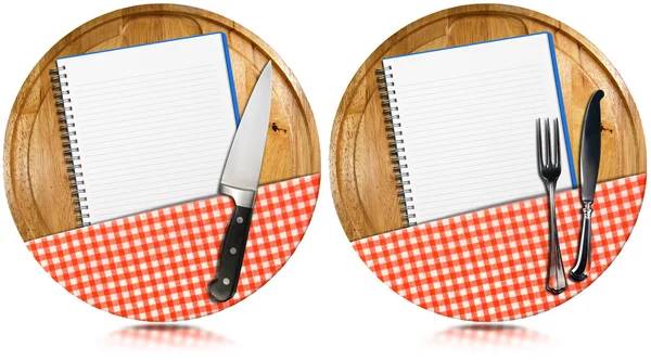 Lege Notebooks op ronde houten snijplanken — Stockfoto
