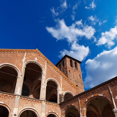 Saint Ambrogio Milano İtalya Bazilikası