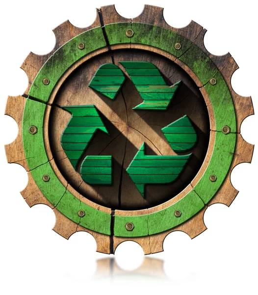 Recycle Green Symbol on Wooden Gear — Stock Photo, Image