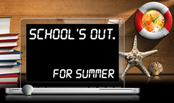 Escola está fora para o verão - Computador portátil — Fotografia de Stock