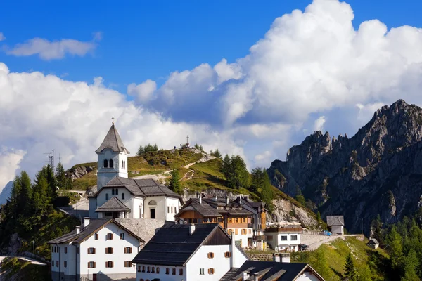 Monte Santo di Lussari - Tarvisio, Italië — Stockfoto