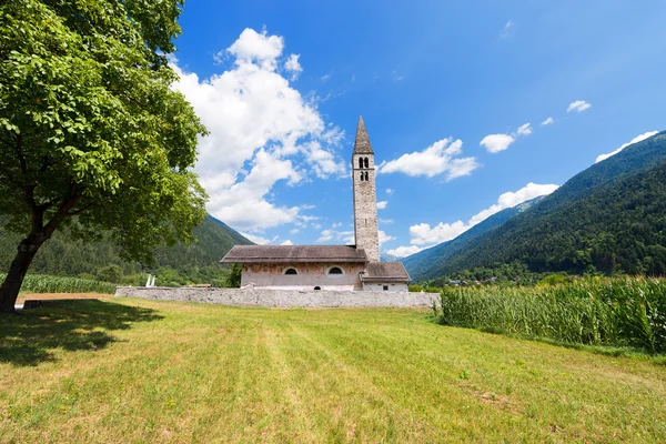 Kostel Sant'Antonio Abate - Pelugo Trento, Itálie — Stock fotografie