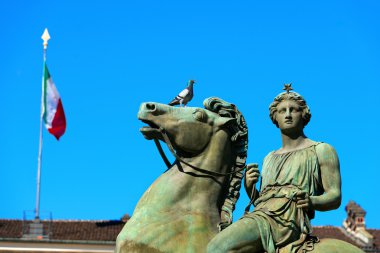 Pollux - Torino İtalya heykeli