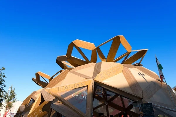 Liefde het paviljoen - Expo Milano 2015 — Stockfoto