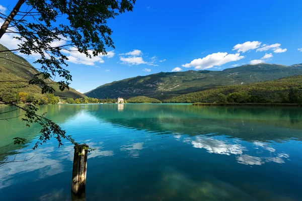 Lago di Toblino - Trentino Italia — Foto de Stock