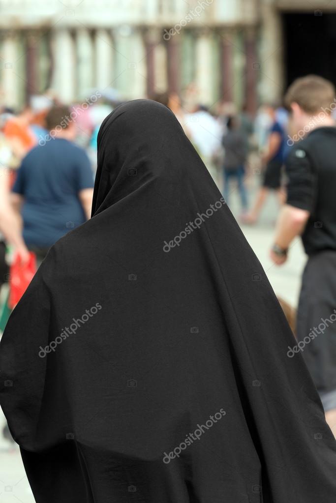 Muslim Girls Gand Sex - Hijab back Stock Photos, Royalty Free Hijab back Images | Depositphotos