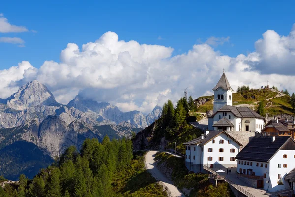 Monte Santo di Lussari - Tarvisio, Italië — Stockfoto