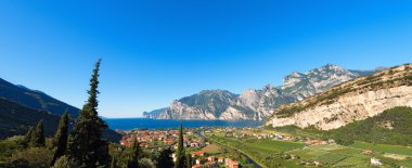 Torbole ve Garda Gölü - Trentino İtalya