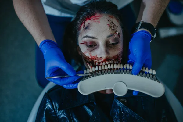 Woman Image Ugly Bloody Mutant Treats Her Terrible Teeth Modern — Stock Photo, Image