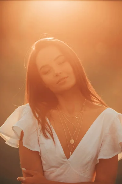 Portrait Young Woman Closed Eyes Sunset Summer Day Backlight — Stock Photo, Image