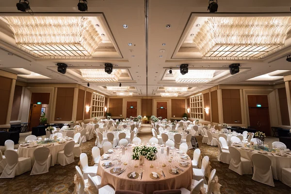 Vista da grande configuração do banquete de casamento — Fotografia de Stock