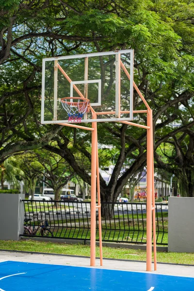 Basketball board and hoop — Stock Photo, Image