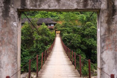 Ahşap suspention Köprüsü