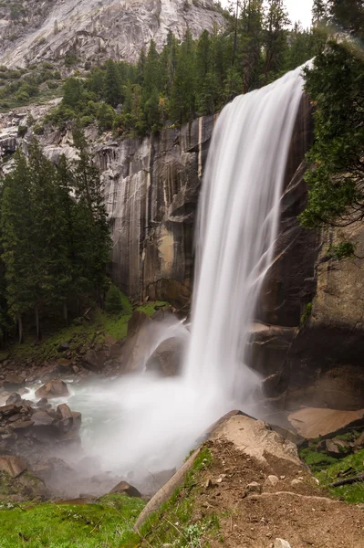 Vista Majestuosa Caída Vernal Parque Nacional Yosemite —  Fotos de Stock