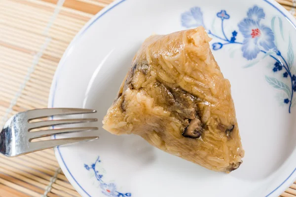 Leckere Fleischknödel mit Gabel — Stockfoto