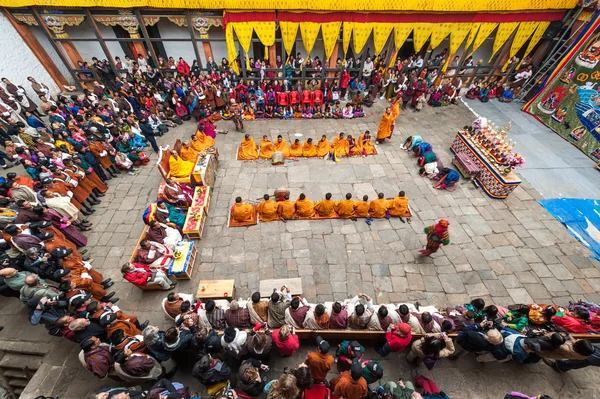 Festival de Tsechu en jakar Dzong, Bután — Foto de Stock