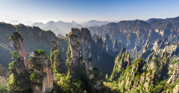 Unique geologic formations in World Heritage Site, Zhang Jia Jie — Stock Photo, Image