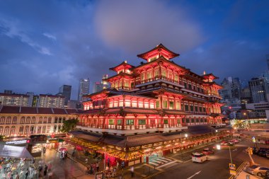 Buddha Tooth Relic Tapınağı lightup - Singapur