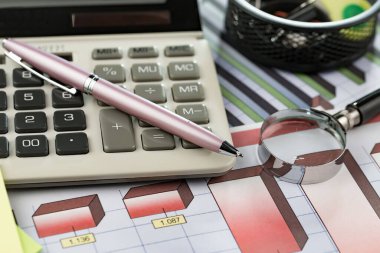 İş yönetimi için ofis aksesuarları.