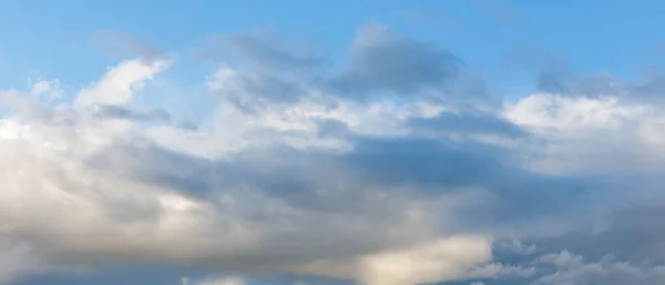 Vita Fluffiga Moln Blå Himmel Bakgrund Från Moln — Stockfoto